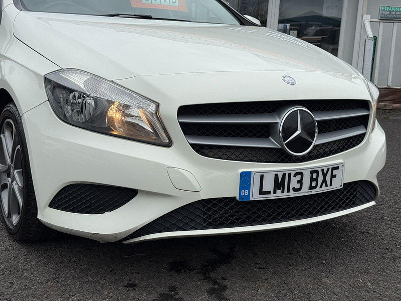 Mercedes-Benz A Class 1.6 A180 BlueEfficiency Euro 6 (s/s) 5dr 5dr Manual 2013