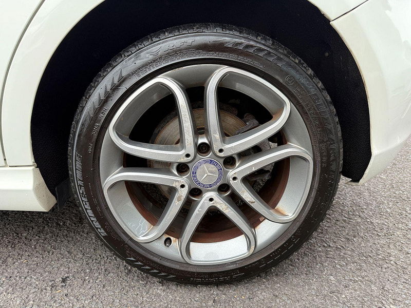 Mercedes-Benz A Class 1.6 A180 BlueEfficiency Euro 6 (s/s) 5dr 5dr Manual 2013