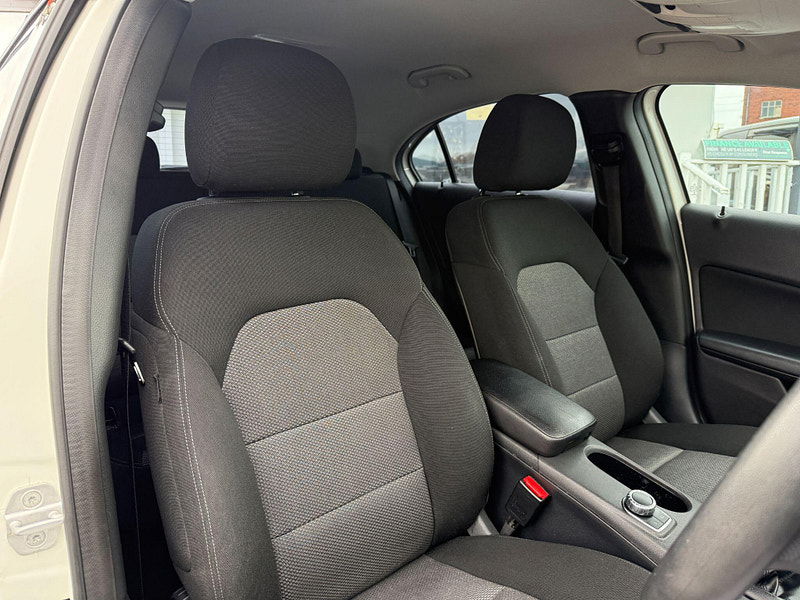 Mercedes-Benz A Class 1.6 A180 BlueEfficiency Euro 6 (s/s) 5dr 5dr Manual 2013