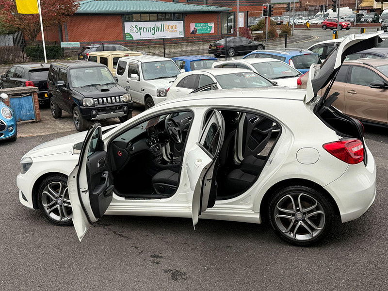 Mercedes-Benz A Class 1.6 A180 BlueEfficiency Euro 6 (s/s) 5dr 5dr Manual 2013