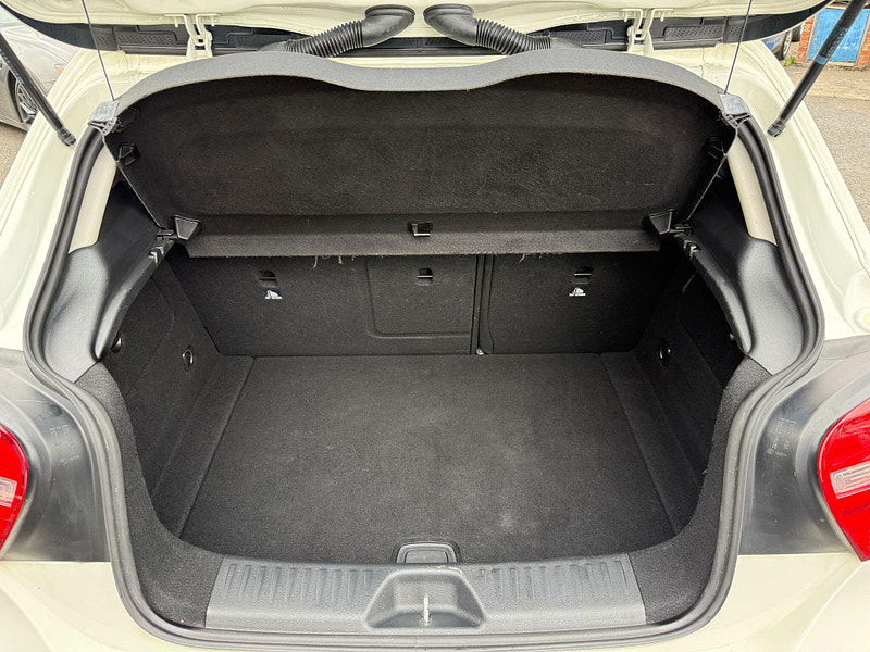 Mercedes-Benz A Class 1.6 A180 BlueEfficiency Euro 6 (s/s) 5dr 5dr Manual 2013