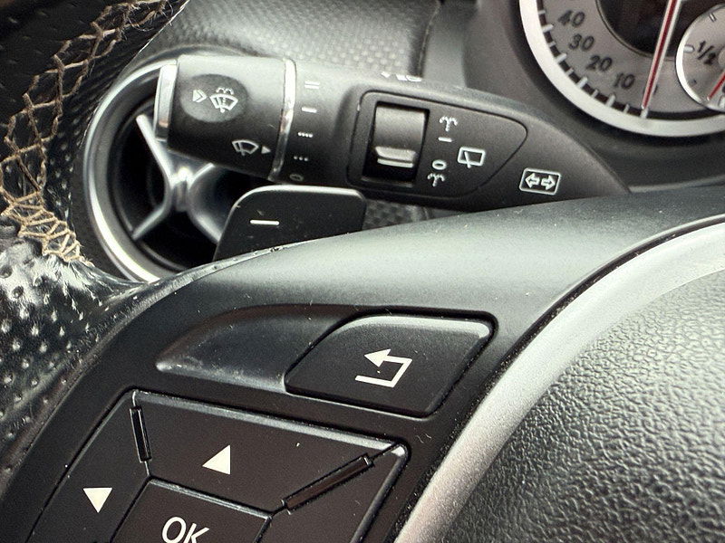 Mercedes-Benz A Class 1.6 A200 BlueEfficiency Sport 7G-DCT Euro 6 (s/s) 5dr 5dr Automatic 2013