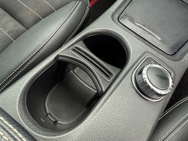 Mercedes-Benz A Class 1.6 A200 BlueEfficiency Sport 7G-DCT Euro 6 (s/s) 5dr 5dr Automatic 2013