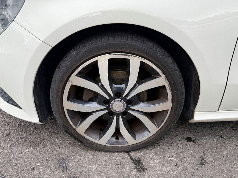 Mercedes-Benz A Class 1.6 A200 BlueEfficiency Sport 7G-DCT Euro 6 (s/s) 5dr 5dr Automatic 2013
