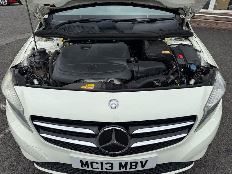 Mercedes-Benz A Class 1.6 A200 BlueEfficiency Sport 7G-DCT Euro 6 (s/s) 5dr 5dr Automatic 2013