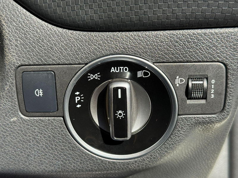 Mercedes-Benz A Class 1.6 A200 BlueEfficiency Sport 7G-DCT Euro 6 (s/s) 5dr 5dr Automatic 2013