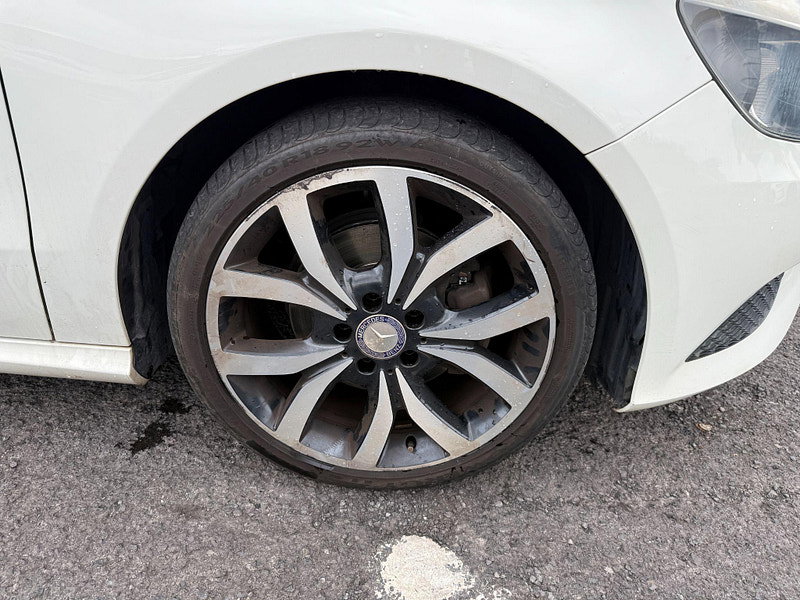 Mercedes-Benz A Class 1.6 A200 BlueEfficiency Sport 7G-DCT Euro 6 (s/s) 5dr 5dr Automatic 2013