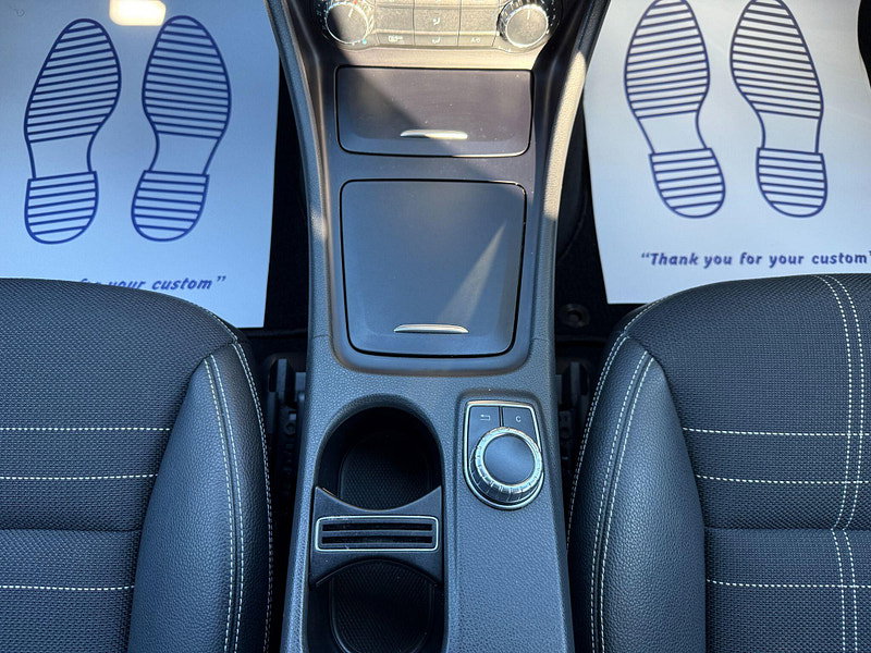 Mercedes-Benz A Class 1.6 A200 BlueEfficiency Sport 7G-DCT Euro 6 (s/s) 5dr 5dr Automatic 2013