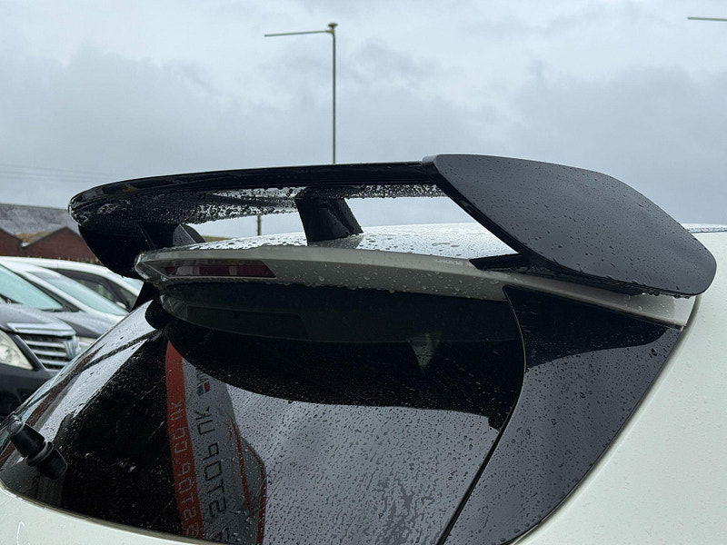 Mercedes-Benz A Class 1.6 A200 BlueEfficiency Sport 7G-DCT Euro 6 (s/s) 5dr 5dr Automatic 2013