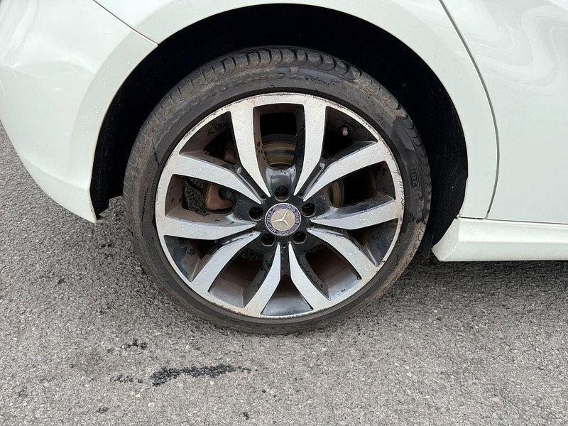 Mercedes-Benz A Class 1.6 A200 BlueEfficiency Sport 7G-DCT Euro 6 (s/s) 5dr 5dr Automatic 2013