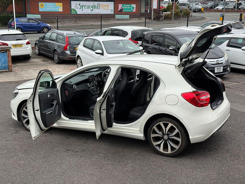 Mercedes-Benz A Class 1.6 A200 BlueEfficiency Sport 7G-DCT Euro 6 (s/s) 5dr 5dr Automatic 2013