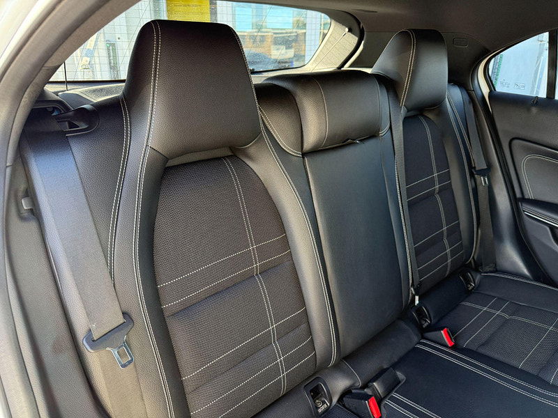 Mercedes-Benz A Class 1.6 A200 BlueEfficiency Sport 7G-DCT Euro 6 (s/s) 5dr 5dr Automatic 2013