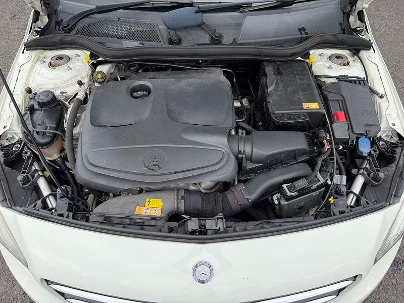 Mercedes-Benz A Class 1.6 A200 BlueEfficiency Sport 7G-DCT Euro 6 (s/s) 5dr 5dr Automatic 2013