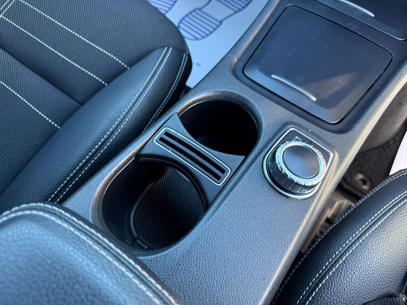 Mercedes-Benz A Class 1.6 A200 BlueEfficiency Sport 7G-DCT Euro 6 (s/s) 5dr 5dr Automatic 2013