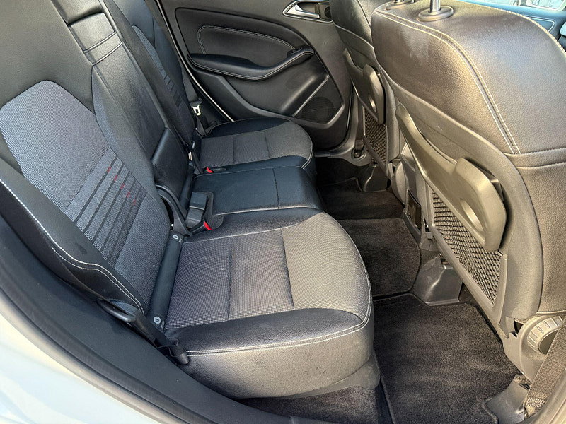 Mercedes-Benz B Class 1.6 B180 Exclusive Edition (Plus) 7G-DCT Euro 6 (s/s) 5dr 5dr Automatic 2018