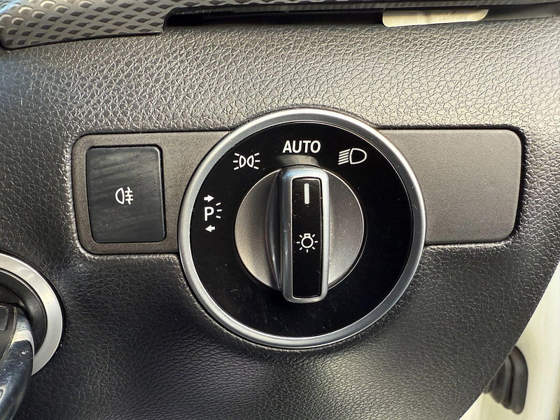 Mercedes-Benz B Class 1.6 B180 Exclusive Edition (Plus) 7G-DCT Euro 6 (s/s) 5dr 5dr Automatic 2018