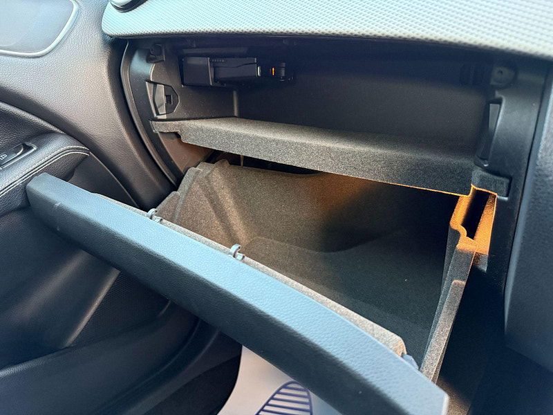 Mercedes-Benz B Class 1.6 B180 Exclusive Edition (Plus) 7G-DCT Euro 6 (s/s) 5dr 5dr Automatic 2018