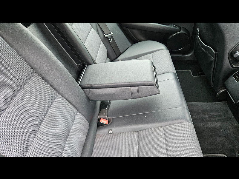 Mercedes-Benz C Class 1.6 C180K BlueEfficiency Sport Auto Euro 4 5dr 5dr Automatic 2009