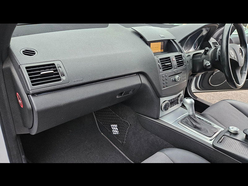 Mercedes-Benz C Class 1.6 C180K BlueEfficiency Sport Auto Euro 4 5dr 5dr Automatic 2009