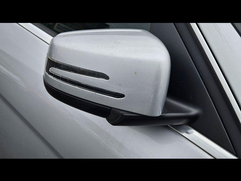 Mercedes-Benz C Class 1.6 C180K BlueEfficiency Sport Auto Euro 4 5dr 5dr Automatic 2009