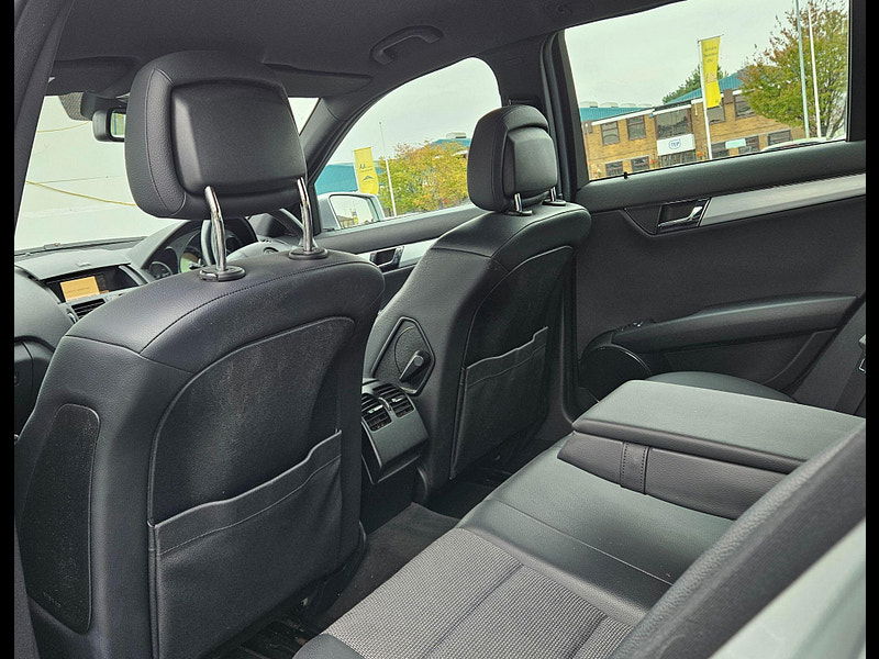 Mercedes-Benz C Class 1.6 C180K BlueEfficiency Sport Auto Euro 4 5dr 5dr Automatic 2009