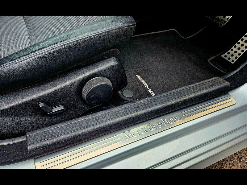 Mercedes-Benz C Class 1.6 C180K BlueEfficiency Sport Auto Euro 4 5dr 5dr Automatic 2009