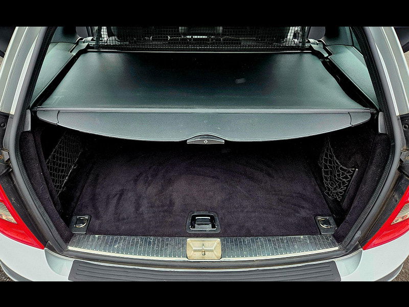 Mercedes-Benz C Class 1.6 C180K BlueEfficiency Sport Auto Euro 4 5dr 5dr Automatic 2009