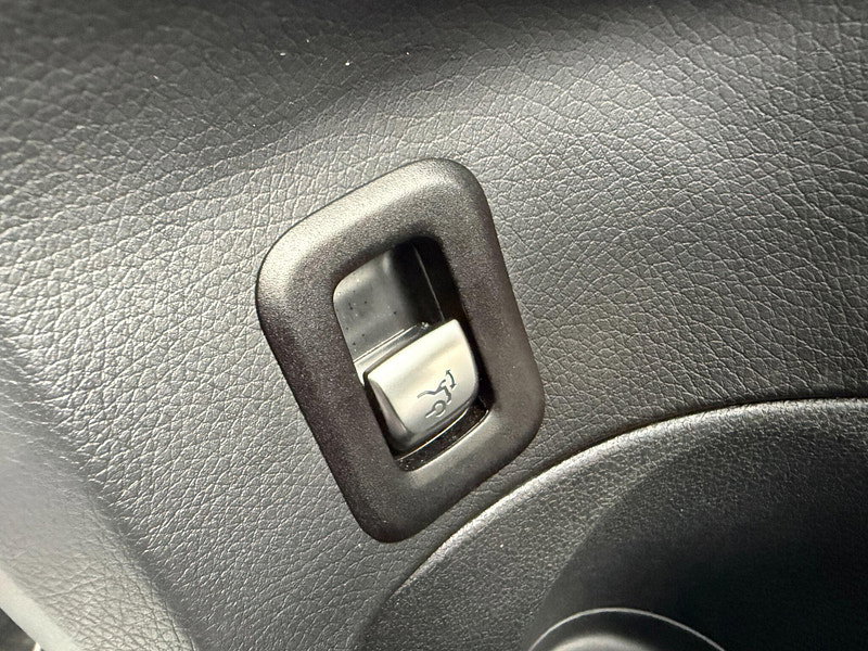 Mercedes-Benz C Class 4.0 C63 V8 BiTurbo AMG (Premium) SpdS MCT Euro 6 (s/s) 4dr 4dr Automatic 2018