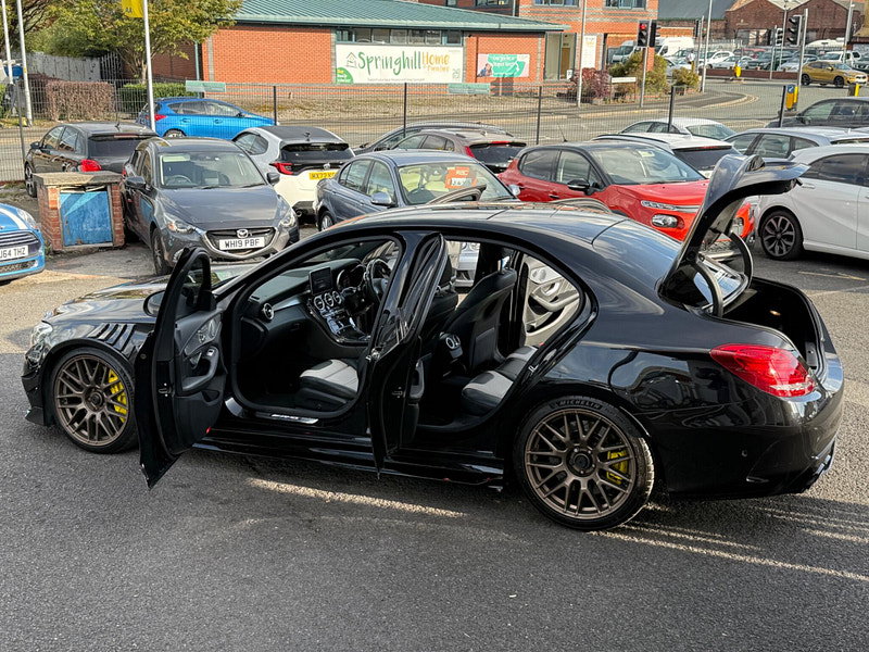 Mercedes-Benz C Class 4.0 C63 V8 BiTurbo AMG (Premium) SpdS MCT Euro 6 (s/s) 4dr 4dr Automatic 2015