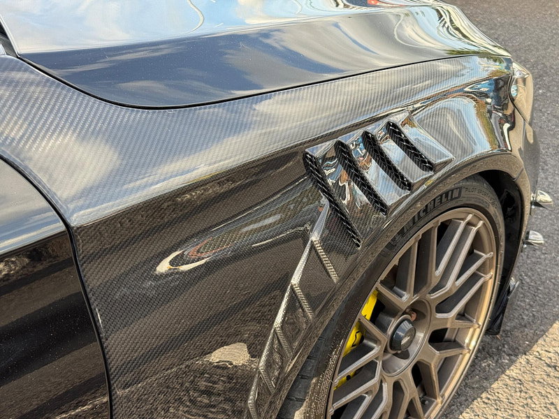 Mercedes-Benz C Class 4.0 C63 V8 BiTurbo AMG (Premium) SpdS MCT Euro 6 (s/s) 4dr 4dr Automatic 2015