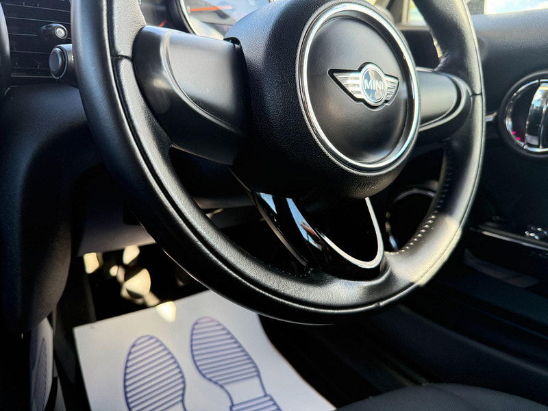 MINI Hatch 1.5 Cooper Euro 6 (s/s) 3dr 3dr Manual 2014