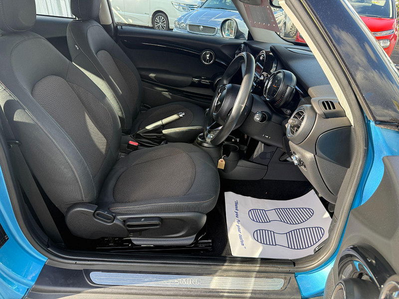 MINI Hatch 1.5 Cooper Euro 6 (s/s) 3dr 3dr Manual 2014