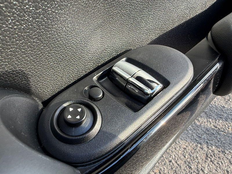 MINI Hatch 1.5 Cooper Euro 6 (s/s) 3dr 3dr Manual 2014