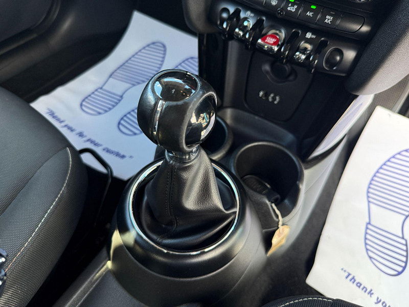 MINI Hatch 1.5 Cooper Euro 6 (s/s) 3dr 3dr Manual 2014