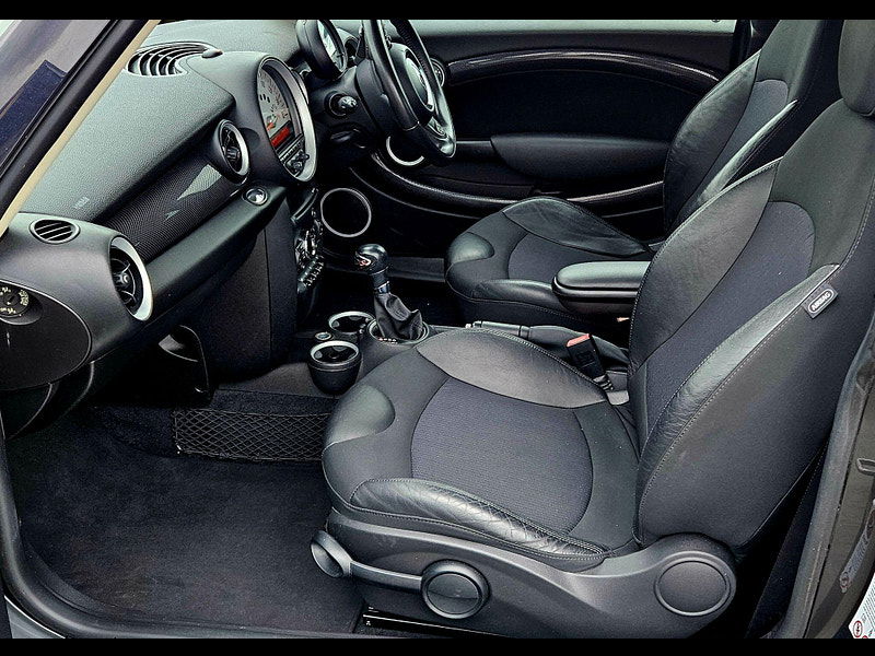 MINI Hatch 2.0 Cooper SD Auto Euro 5 3dr 3dr Automatic 2011