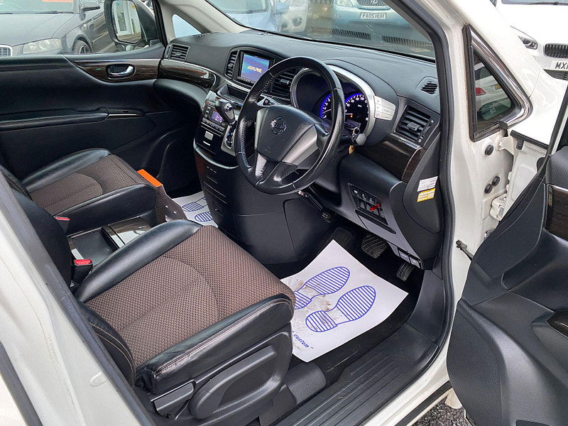 Nissan Elgrand E52 2.5 HIGHWAY STAR AUTOMATIC 7 SEATER 0dr  2024