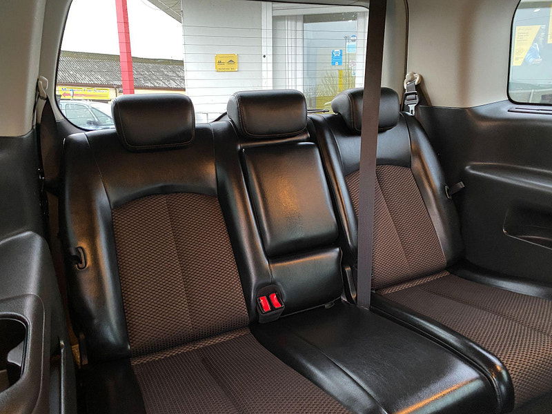 Nissan Elgrand E52 2.5 HIGHWAY STAR AUTOMATIC 7 SEATER 0dr  2024