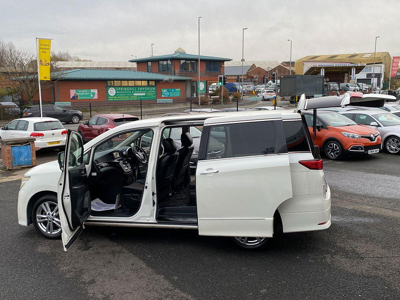 Nissan Elgrand E52 2.5 HIGHWAY STAR AUTOMATIC 7 SEATER 0dr  2024