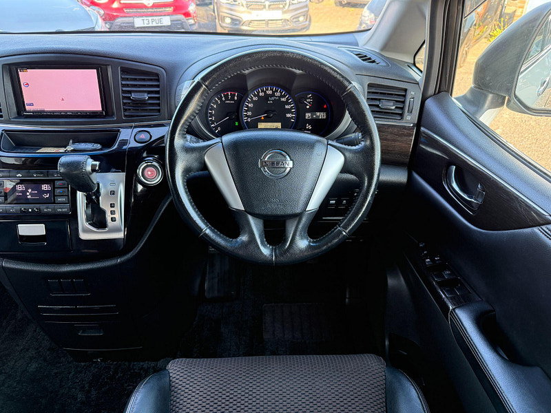 Nissan Elgrand E52 HIGHWAY STAR 2.5 - 7 SEATS 5dr Automatic 2013