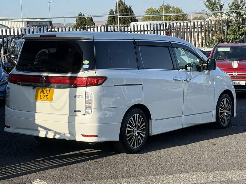 Nissan Elgrand E52 HIGHWAY STAR 2.5 - 7 SEATS 5dr Automatic 2013