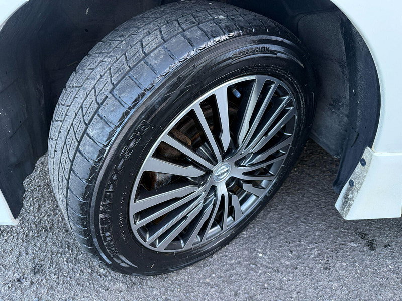 Nissan Elgrand E52 HIGHWAY STAR 2.5 - 7 SEATS 5dr Automatic 2013