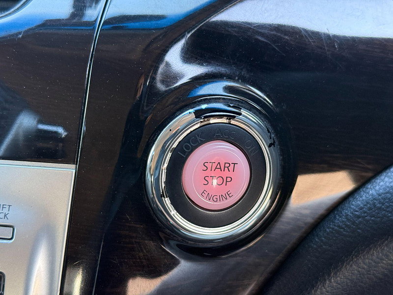 Nissan Elgrand E52 HIGHWAY STAR 2.5 - 7 SEATS 5dr Automatic 2013