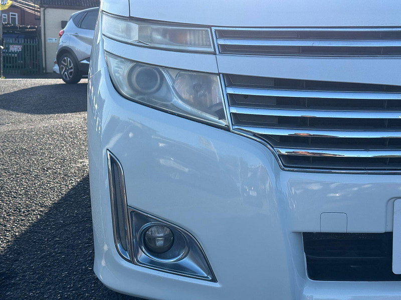 Nissan Elgrand E52 HIGHWAY STAR 2.5 - 7 SEATS 5dr Automatic 2013