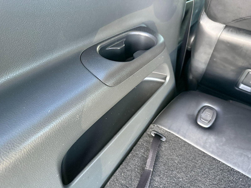 Nissan Elgrand E52 HIGHWAY STAR 2.5 - 7 SEATS 5dr Automatic 2013