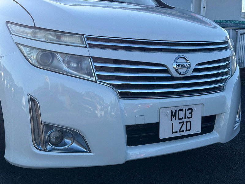 Nissan Elgrand E52 HIGHWAY STAR 2.5 - 7 SEATS 5dr Automatic 2013