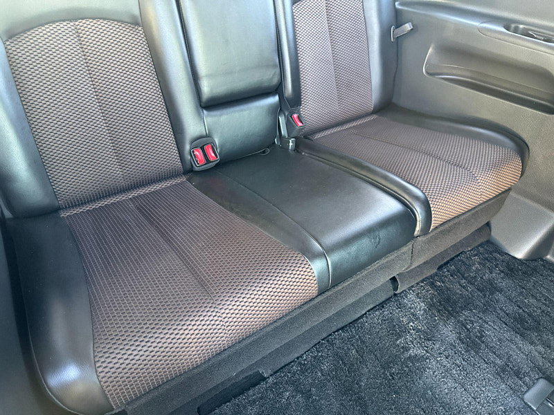 Nissan Elgrand E52 HIGHWAY STAR 2.5 - 7 SEATS 5dr Automatic 2013