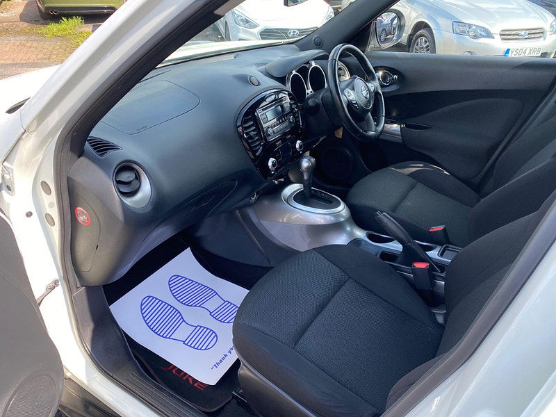Nissan Juke 1.6 Acenta CVT Euro 5 5dr 5dr Automatic 2013