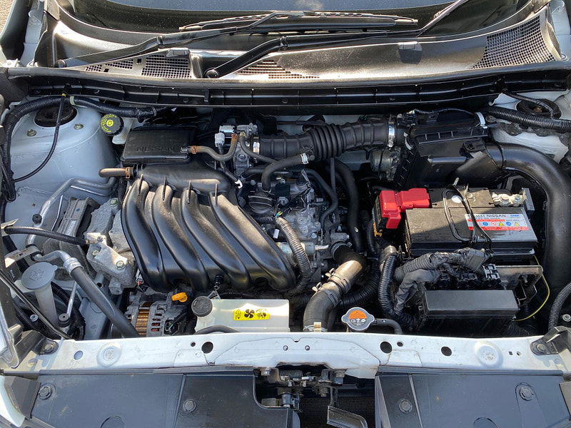 Nissan Juke 1.6 Acenta CVT Euro 5 5dr 5dr Automatic 2013