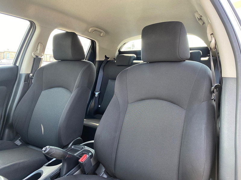 Nissan Juke 1.6 Acenta CVT Euro 5 5dr 5dr Automatic 2013