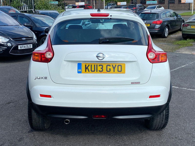 Nissan Juke 1.6 Acenta CVT Euro 5 5dr 5dr Automatic 2013